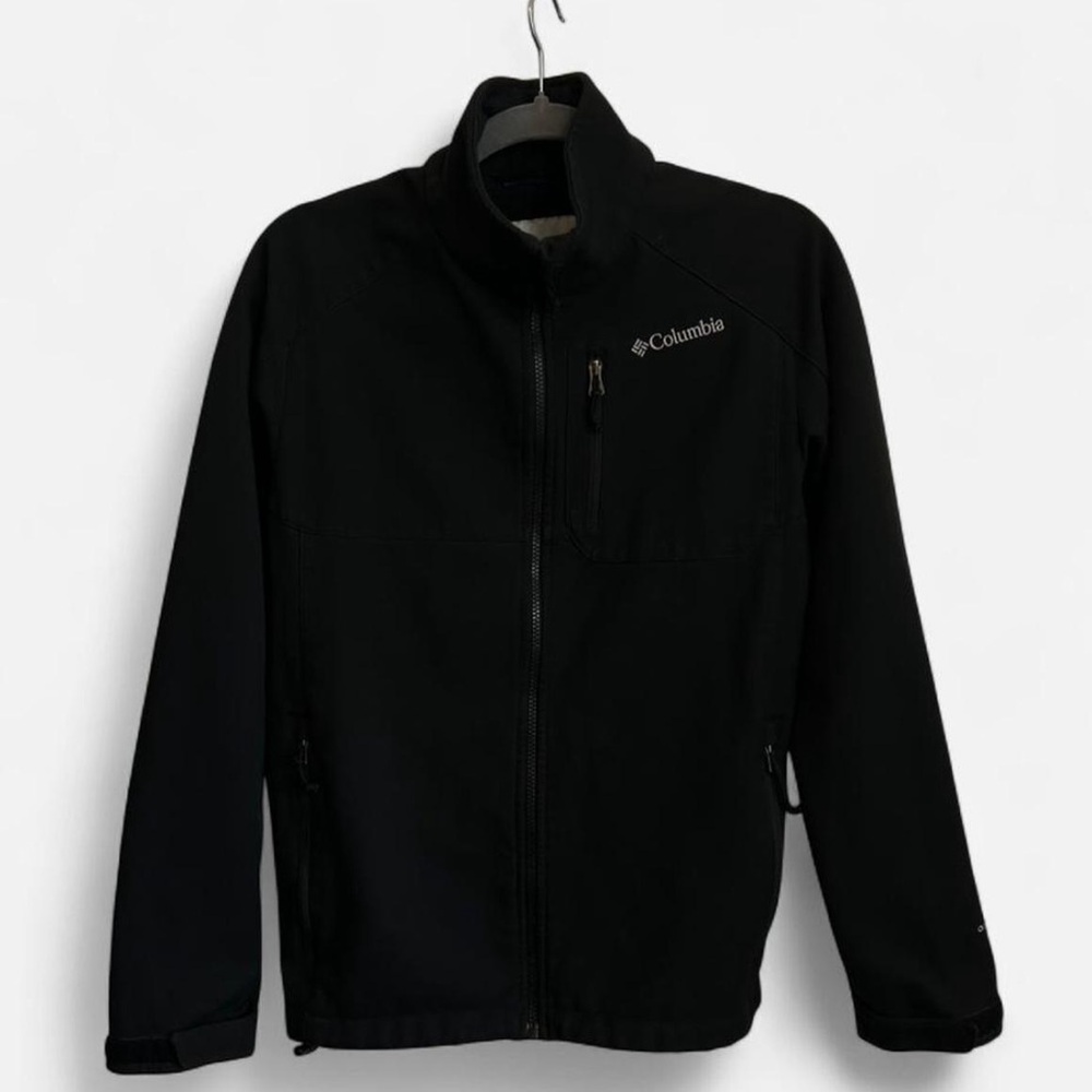Columbia Black Lightweight Softshell Jacket with Zip Pockets Size M
